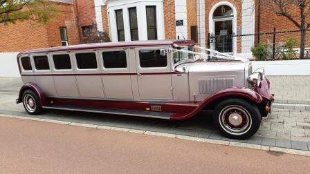 truly-a-stunning-limo